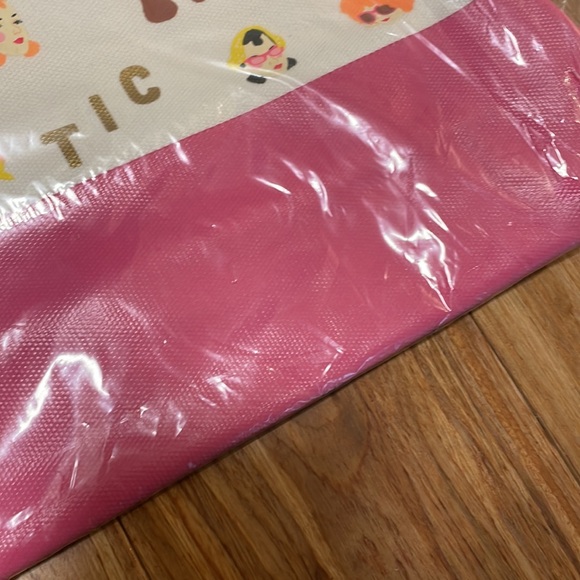 Benefit Reusable Tote Bag - Picture 5 of 8